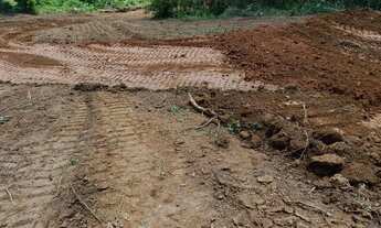 Imagem 5: VENDO LINDO TERRENO - PRÓXIMO A SANTA FELICIDADE!( 1.500 M2