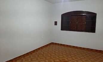 Imagem 7: CASA ESPAÇOSA COM 5 CÔMODOS E A 3 MINUTOS DO IGUATEMI