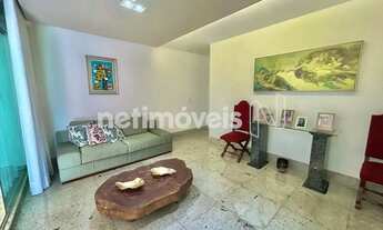 Imagem 4: Apartamento com Área Privativa à Venda na Serra Com área privativa une conforto e localiza