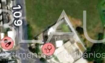 Imagem: Esquina com 2 casas e um ponto Comercial