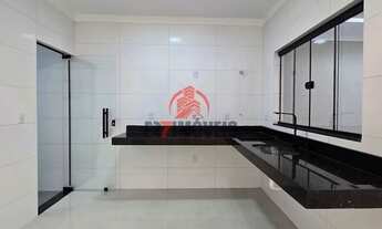 Imagem 7: Linda casa! 2 Quartos sendo 1S - Pé direito Alto, excelente acabamento e Quintal - Jardim