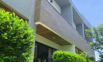 Imagem 6: Seu Novo Lar: Linda Casa em Condomínio Serra Vista à Venda!