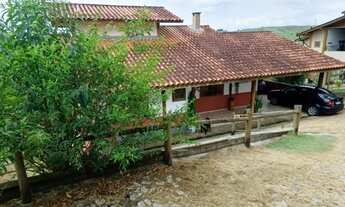 Imagem 2: Casa à venda em Rio Claro - Paraibuna/SP - Terreno amplo com pomar e área gourmet