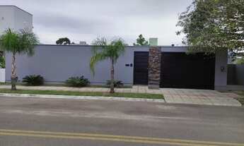 Imagem: Casa com Área Gourmet de Luxo, Quintal