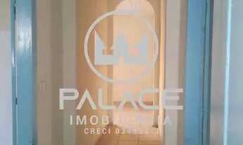 Imagem 2: Casa comercial com 657m² de terreno a venda no centro de Piracicaba, SP