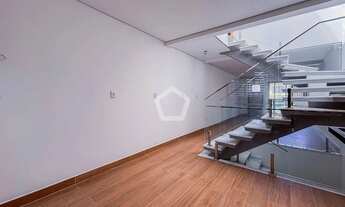 Imagem 2: Casa em Parque Peruche