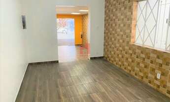 Imagem 5: Moema, loja tipo sobrado, salao principal vao livre cozinha, entrada lateral, recuo para v