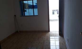 Imagem 2: Mesquita - Casa 2q com garagem R$ 750,00
