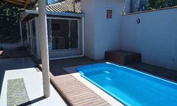 Imagem: Casa com piscina em Itapoá maravilhosa