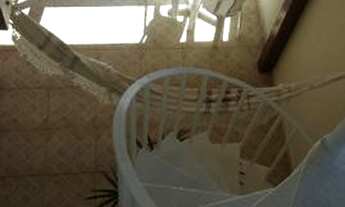 Imagem 5: Lindo Triplex com 03 quartos-sendo 2 suítes , churrasqueira e lindo terraço