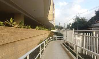 Imagem 2: Apartamento para aluguel possui 139 metros quadrados com 3 quartos