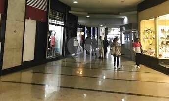 Imagem 3: Sala comercial, mobiliada, para locação, na Av. Paulista e próxima Estação Brigadeiro do M