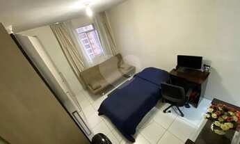 Imagem 6: Oportunidade! Studio de 37 m2 recém reformado na Aclimação com ambientes divididos!