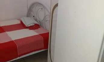 Imagem: Aluga-se quarto mobiliado para casais ou