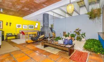 Imagem 6: Casa para venda com 250 metros quadrados com 3 quartos em Chácara das Pedras - Porto Alegr