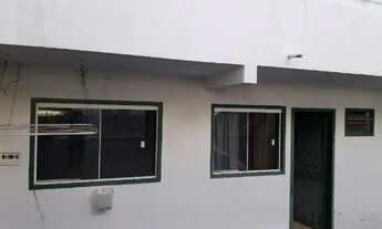 Imagem: Alugo kitnet de alvenaria grande