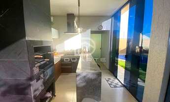 Imagem: Sobrado em bairro Parque Brasília