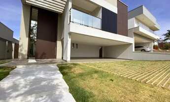 Imagem 7: Casa Estilo Sobrado à venda possui 313 m² com 4 Suítes, Acabamento de Altíssimo Padrão