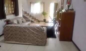 Imagem 2: Eduardo. 03 casas no mesmo terreno, ótimo imóvel para renda agende uma visita e venha conh