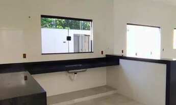 Imagem 3: CASA EM RUA PUBLICA