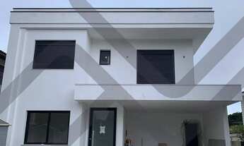 Imagem: Casa com 4 dormitórios à venda, 330 m²