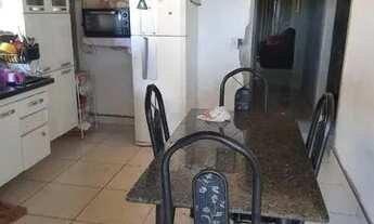 Imagem 2: Vendo uma casa no bairro Glória