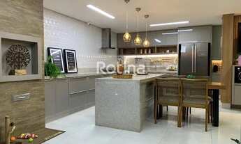 Imagem 7: Casa Condomínio Fechado para aluguel, 4 quartos, 4 suítes, 2 vagas, Granja Marileusa - Ube