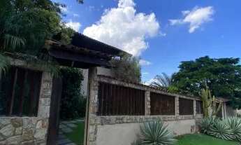 Imagem 2: Casa de condomínio sobrado para venda tem 300 metros quadrados com 5 quartos