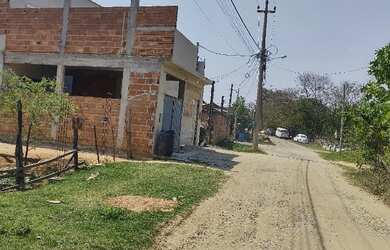 Imagem 2: Terreno 250M² Plano C/ Água-Energia-Pronto Para Construir-Facilito Tratar Com Proprietário