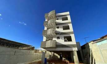 Imagem 2: Apartamento com 3 dormitórios à venda, 50 m² por R$ 300.000 - Piratininga (Venda Nova) - B