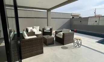 Imagem: Sobrado em Condomínio para Venda em Taubaté