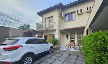 Imagem 2: VILLAGE FLAMBOYANT, Vendo Sobrado com 1 suíte no térreo e 2 no piso superior!