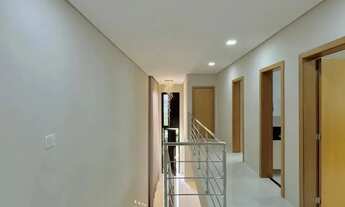 Imagem 6: Sobrado com móveis planejados e energia solar à venda no Condomínio Belvedere II