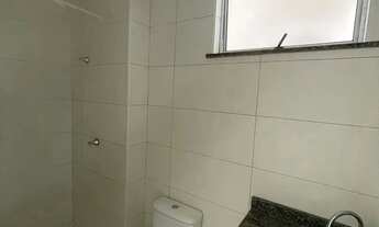 Imagem 5: 004 - ALUGO APARTAMENTO NO ALTO DO CALHAU / 2 QUARTOS / NASCENTE / 2 BANHEIROS