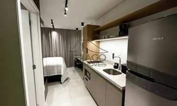 Imagem 6: Studio novo com sacada e mobiliado de 25m² para locação, localizado no coração do bairro A