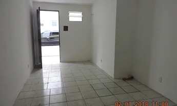 Imagem 3: CASA COM VARANDA, SALA, 2 QUARTOS, W.C SOCIAL, COZINHA, ÁREA DE SERVIÇO, PROXIMO A AV. JOV