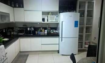 Imagem: Damha II - Casa assobradada com 05 dormitórios