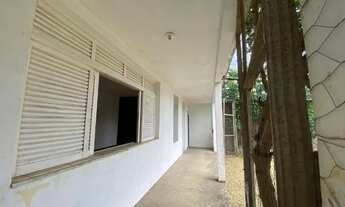 Imagem 4: Casa com 4 quartos em Itapetinga Centro