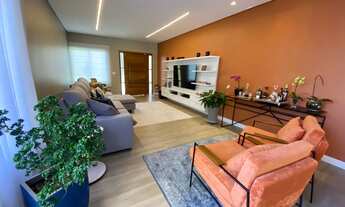 Imagem 3: Casa de condomínio para aluguel tem 304 metros quadrados com 5 quartos