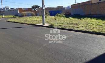 Imagem 3: Terreno de esquina e na avenida à venda, 371,89m² por R$ 257.965 financiado direto com a l