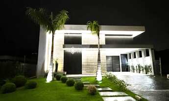 Imagem: Casa em Condomínio na Pedra Branca!