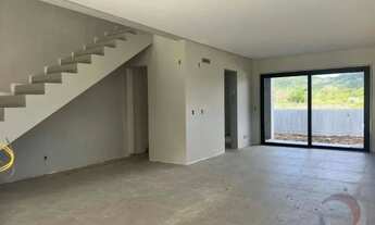 Imagem 2: Casa para Venda em Florianópolis, Rio Tavares, 3 dormitórios, 3 suítes, 4 banheiros, 2 vag