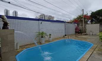 Imagem 2: Excelente casa em Candeias com 193m², 4 quartos e 3 vagas