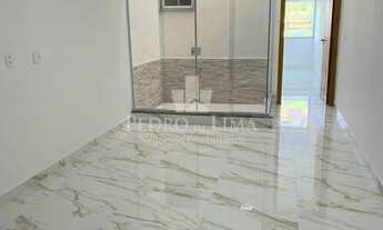 Imagem 2: Sobrado Frontal na Vila Esperança conta com três dormitórios, uma suíte e quatro vagas na