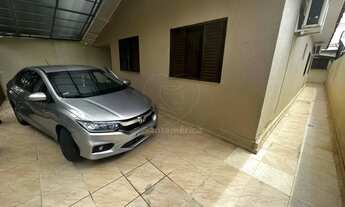 Imagem 3: Casa para alugar no bairro Santo Amaro em Cambé com 3 quartos e cozinha planejada