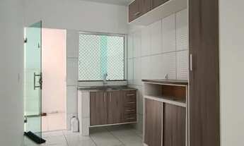 Imagem 2: ALUGO R$ 2.500, Casa 2 quartos, Climatizada e Modulada, Cond. Eufrates, Flores