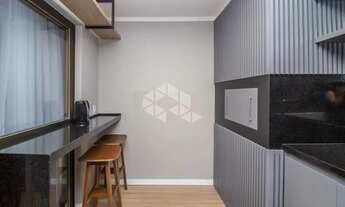 Imagem 5: Apartamento de 2 quartos suite, sacada com churrasqueira desocupado e 1 vaga