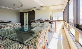 Imagem 6: Imóvel para venda possui 191 metros quadrados com 4 quartos em Rio Branco - Porto Alegre