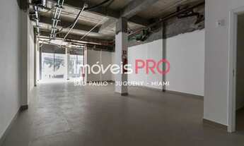 Imagem 6: Superlojas interessantes próximas à estação Eucalíptos linha Lilás