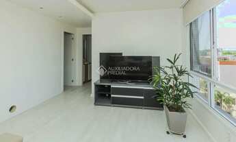 Imagem 2: Apartamento para alugar semi-mobiliado na Rua Cervantes, em Porto Alegre. Imóvel com 2 dor